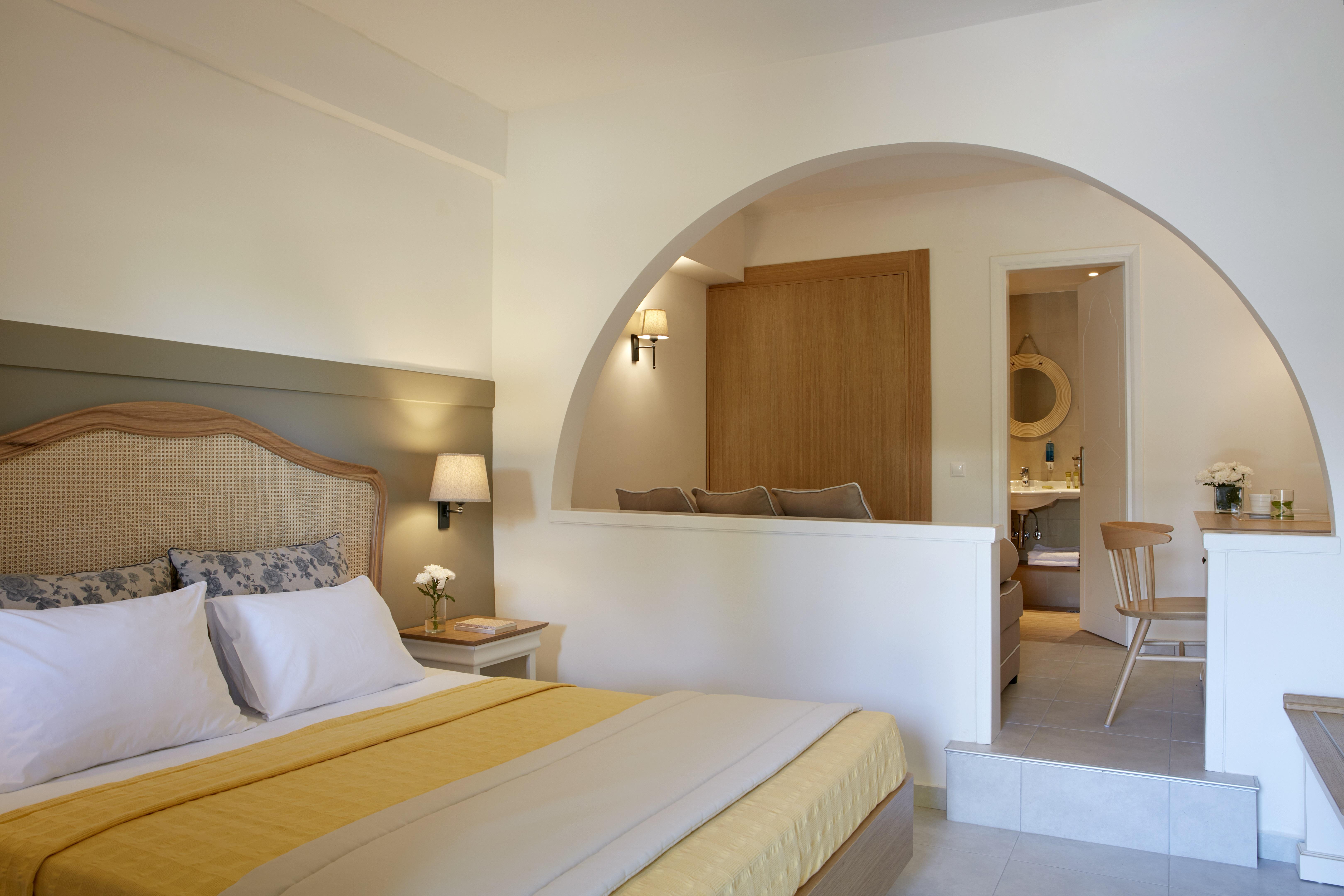 Simantro Resort Sani  Bagian luar foto A typical room at the hotel