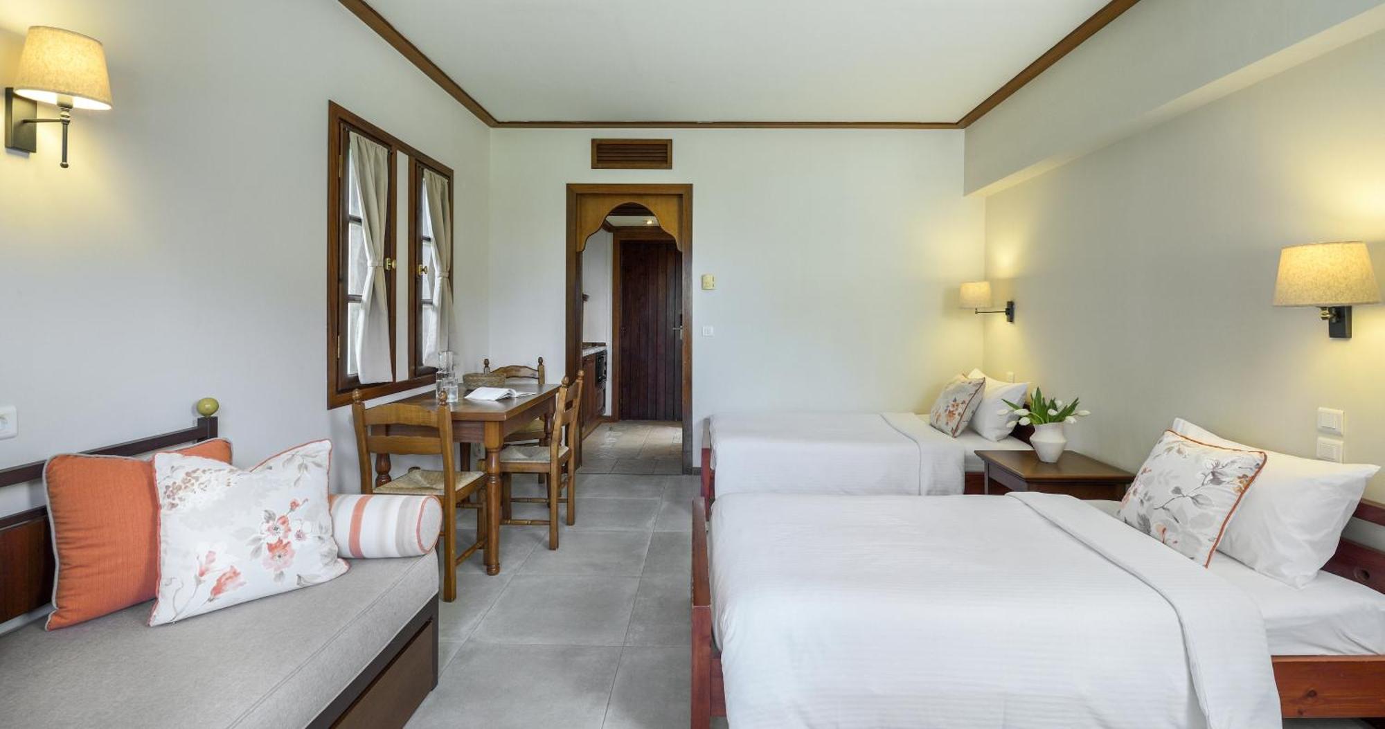 Simantro Resort Sani  Bagian luar foto